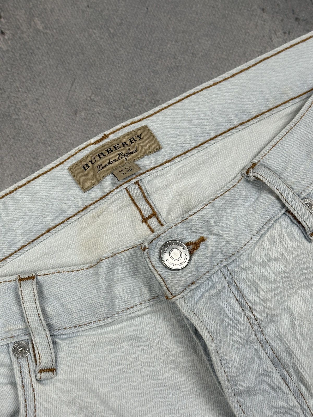 Burberry Burberry London England White Straight Selvedge Denim Jeans Size US 33 - 5 Thumbnail