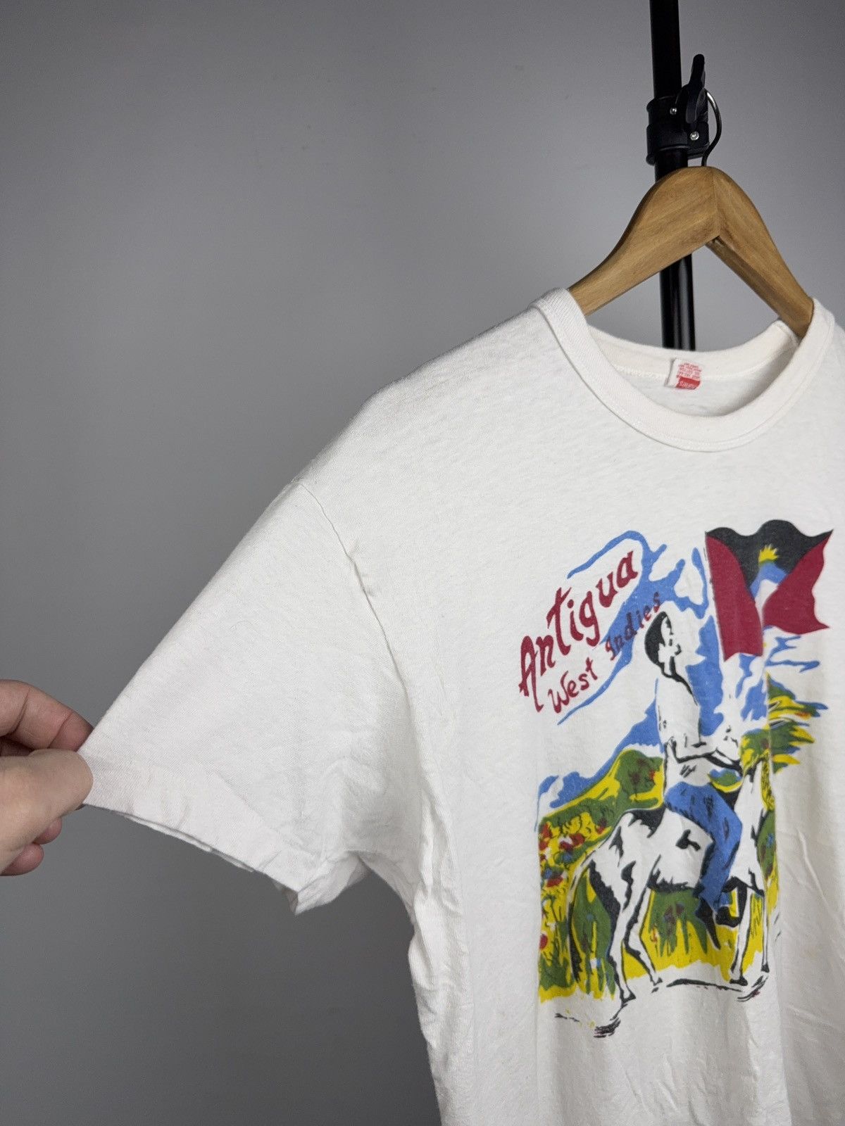 Vintage Vintage 80s Antigua West Indies Travel Souvenir T-Shirt M Size US M / EU 48-50 / 2 - 4 Thumbnail