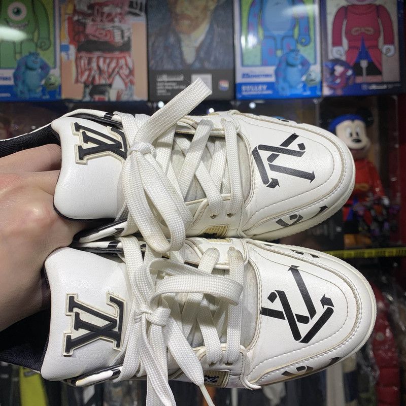 Louis Vuitton Louis Vuitton Trainer Low-Top Fashion Sneakers -2508 Size US 5.5 / EU 38 - 8 Thumbnail