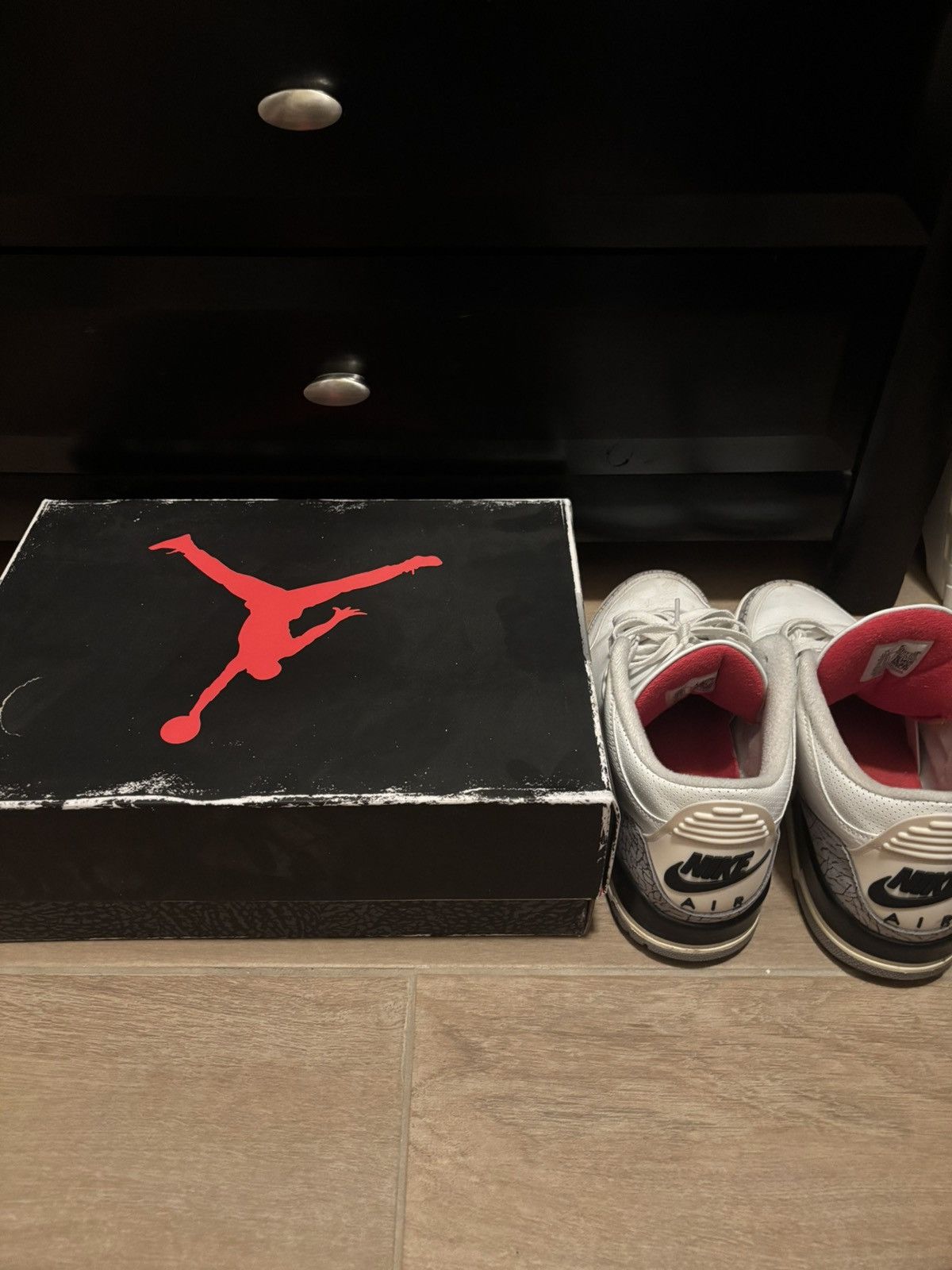 Jordan Brand Jordan 3 white cement Size US 10.5 / EU 43-44 - 5 Thumbnail