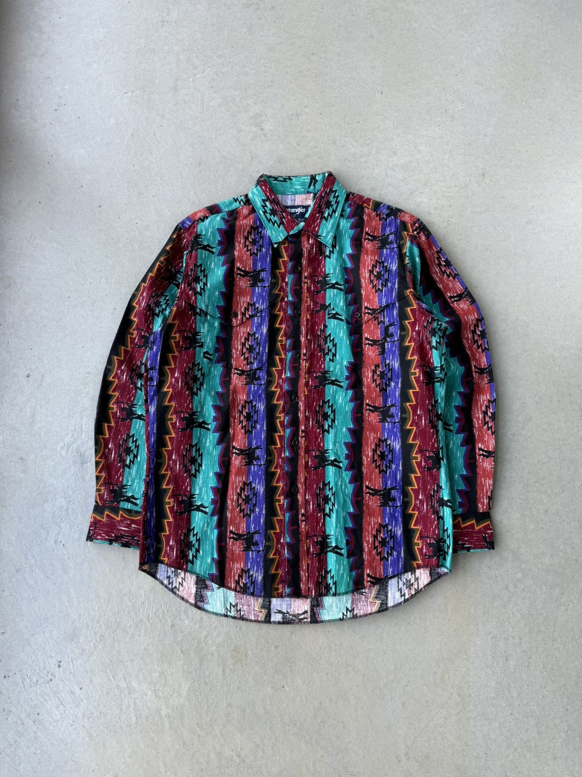 Vintage Vintage Wrangler Aztec Western Brushpopper Button Up Shirt Size US XL / EU 56 / 4 - 1 Thumbnail