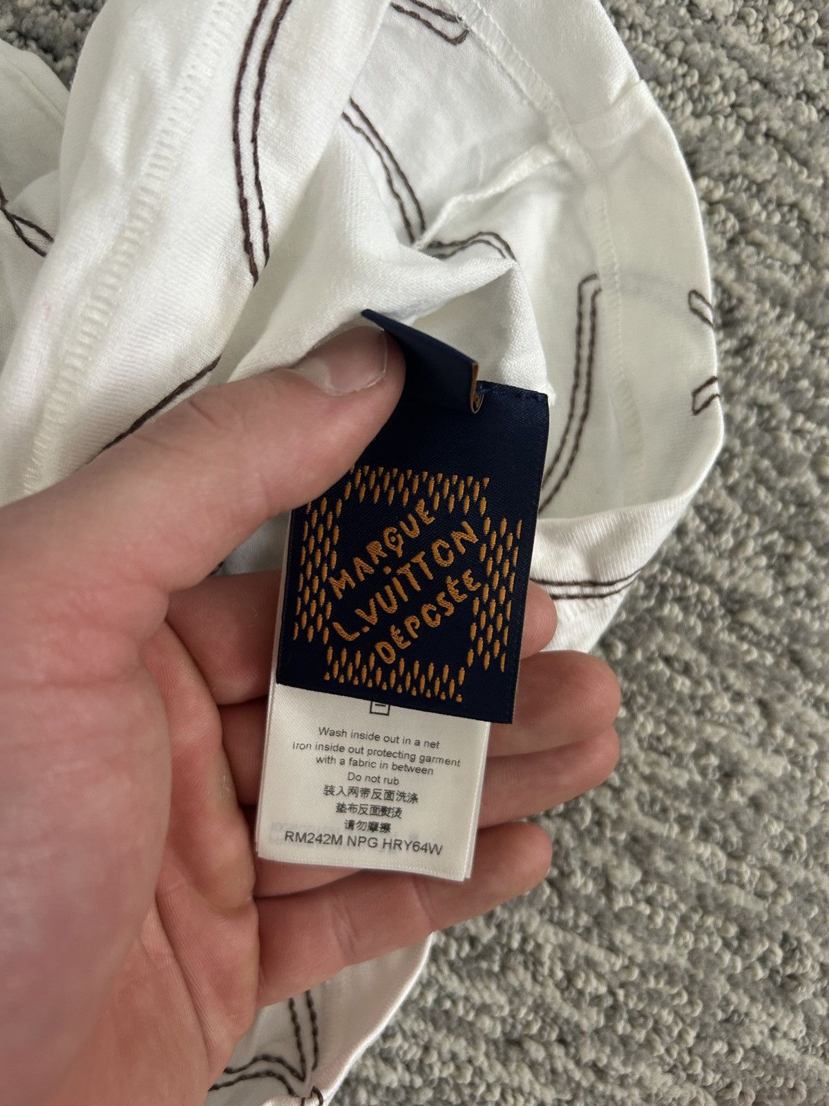 Louis Vuitton Louis Vuitton Embroidered Shirt Size US XL / EU 56 / 4 - 5 Thumbnail