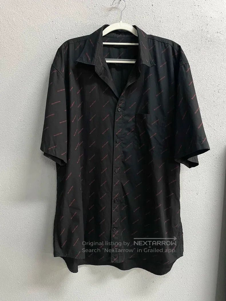 Balenciaga Balenciaga size 40 Short sleeve shirt Size US S / EU 44-46 / 1 - 1 Thumbnail