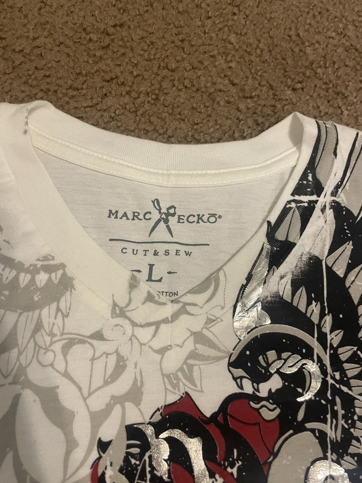 Marc Ecko Vintage Y2K Marc Ecko Big Print Tee Shirt Size L V Neck NWT Size US L / EU 52-54 / 3 - 3 Thumbnail