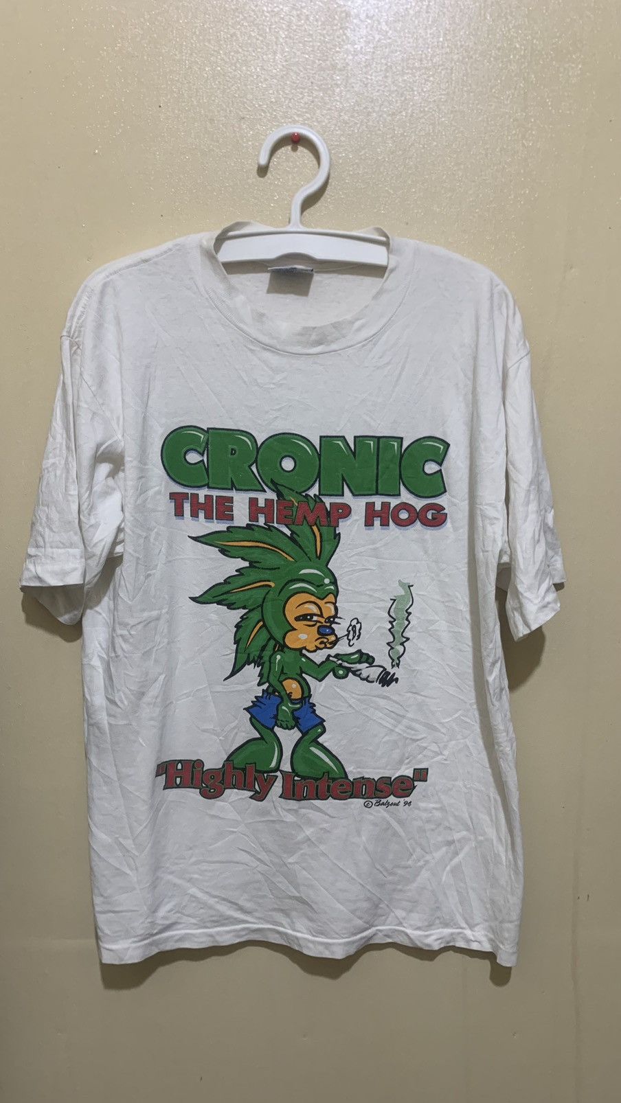 image of Smokers Club x Vintage Traviss Scott Chronix The Hemphog 1994 in White, Men's (Size Large)