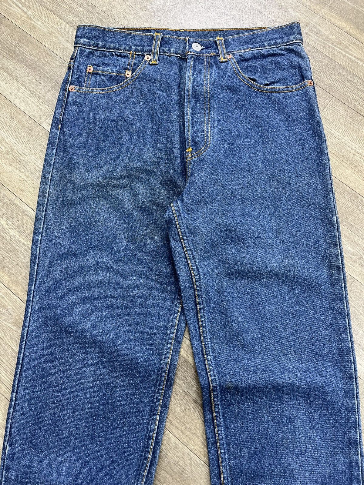 Levi's Vintage Clothing 🇺🇸1990s Vintage Levis 501 USA 31x34 Indigo Blue Jeans Size US 31 - 2 Thumbnail