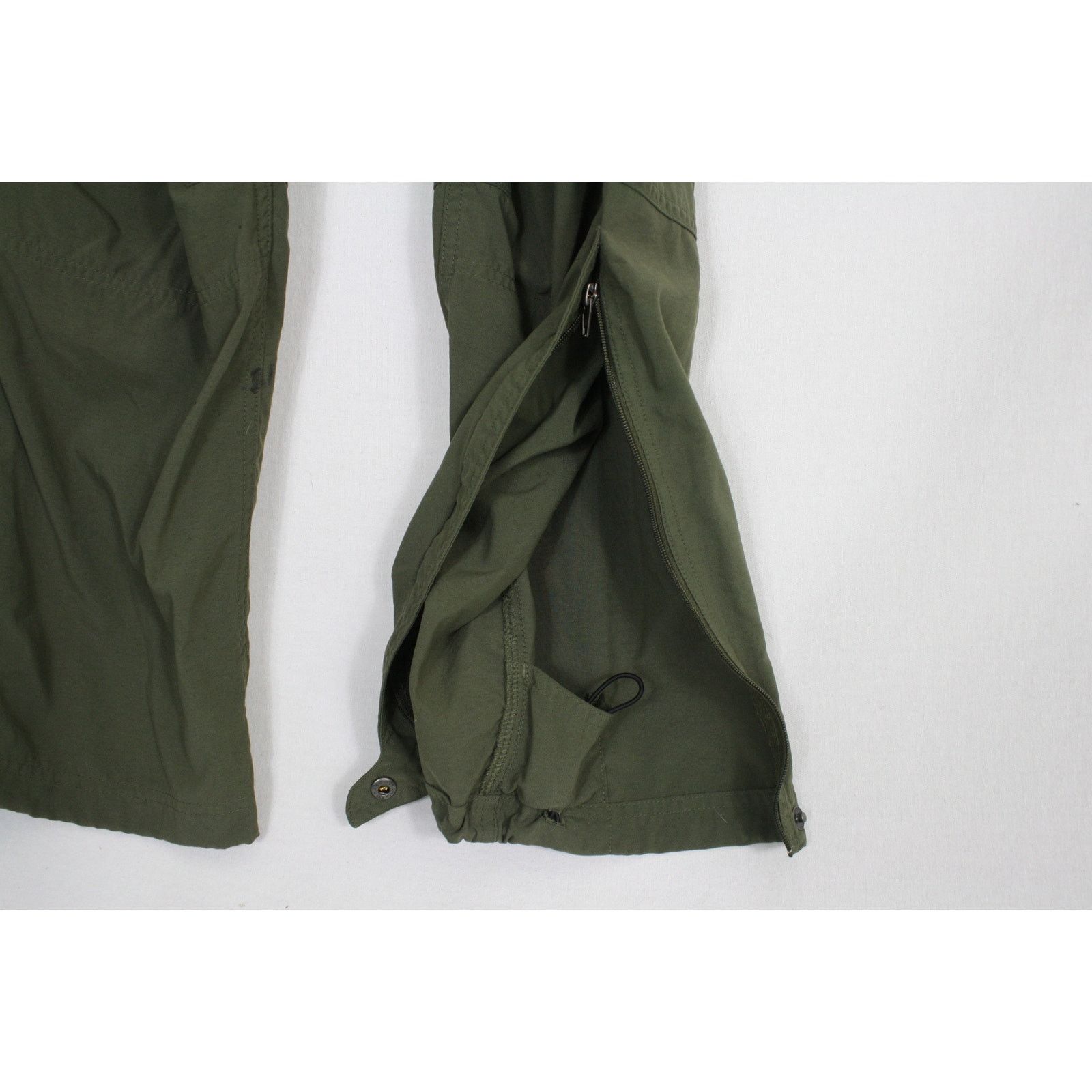 L.L. Bean L.L. Bean Nylon Outdoor Pants 34 Olive Green Hiking Trail Size US 34 / EU 50 - 6 Thumbnail