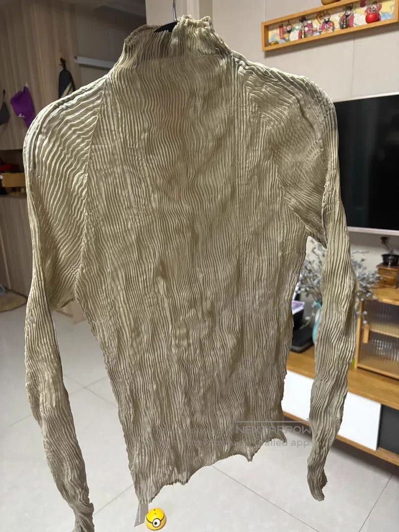 Issey Miyake Issey Miyake Turtleneck Pleated Sheer Long Sleeve Size M / US 6-8 / IT 42-44 - 5 Thumbnail