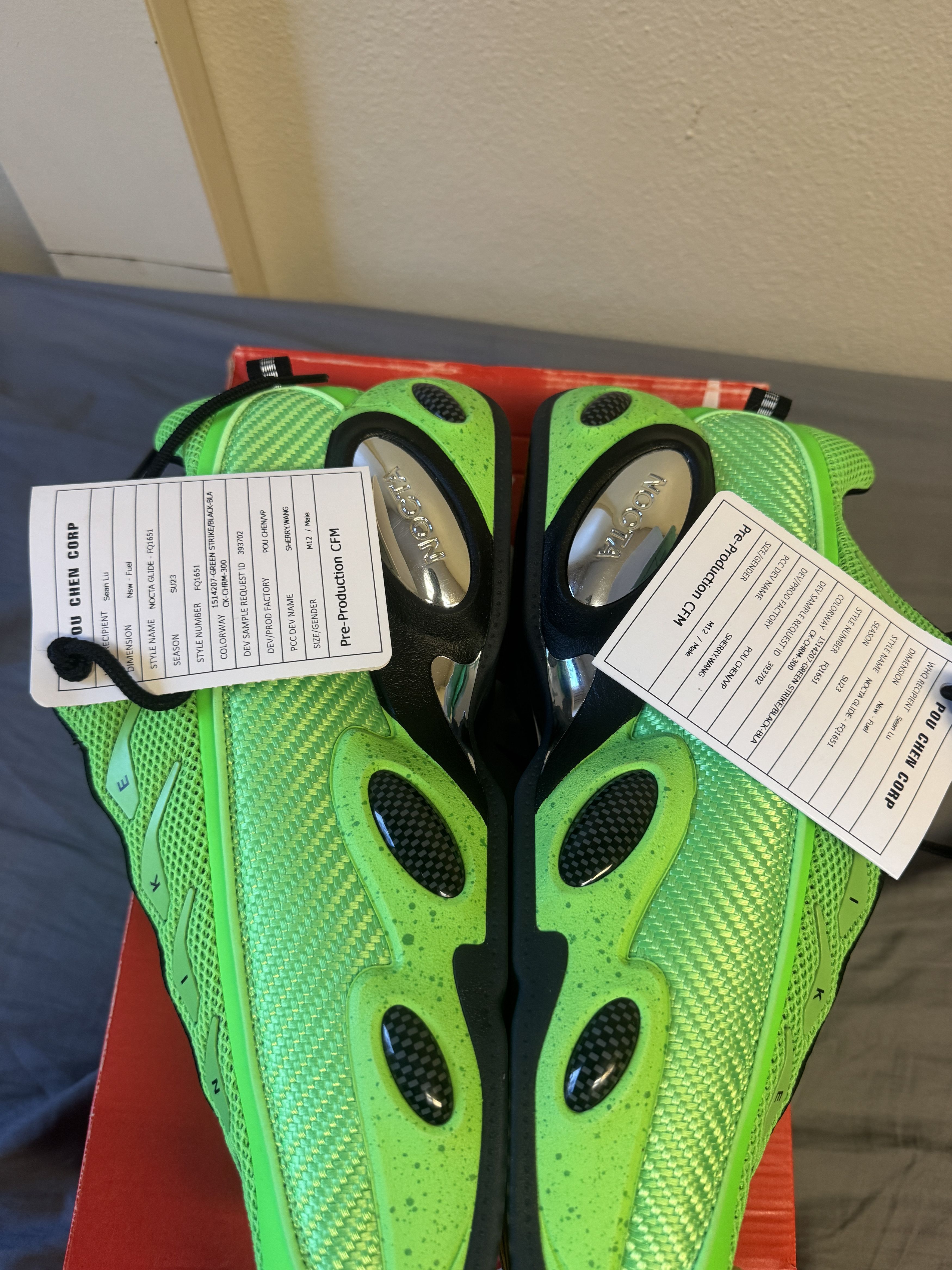 NOCTA × Nike NIKE NOCTA GLIDE EYBL PE SLIME GREEN SAMPLE UNRELEASED Size US 12 / EU 45 - 7 Thumbnail