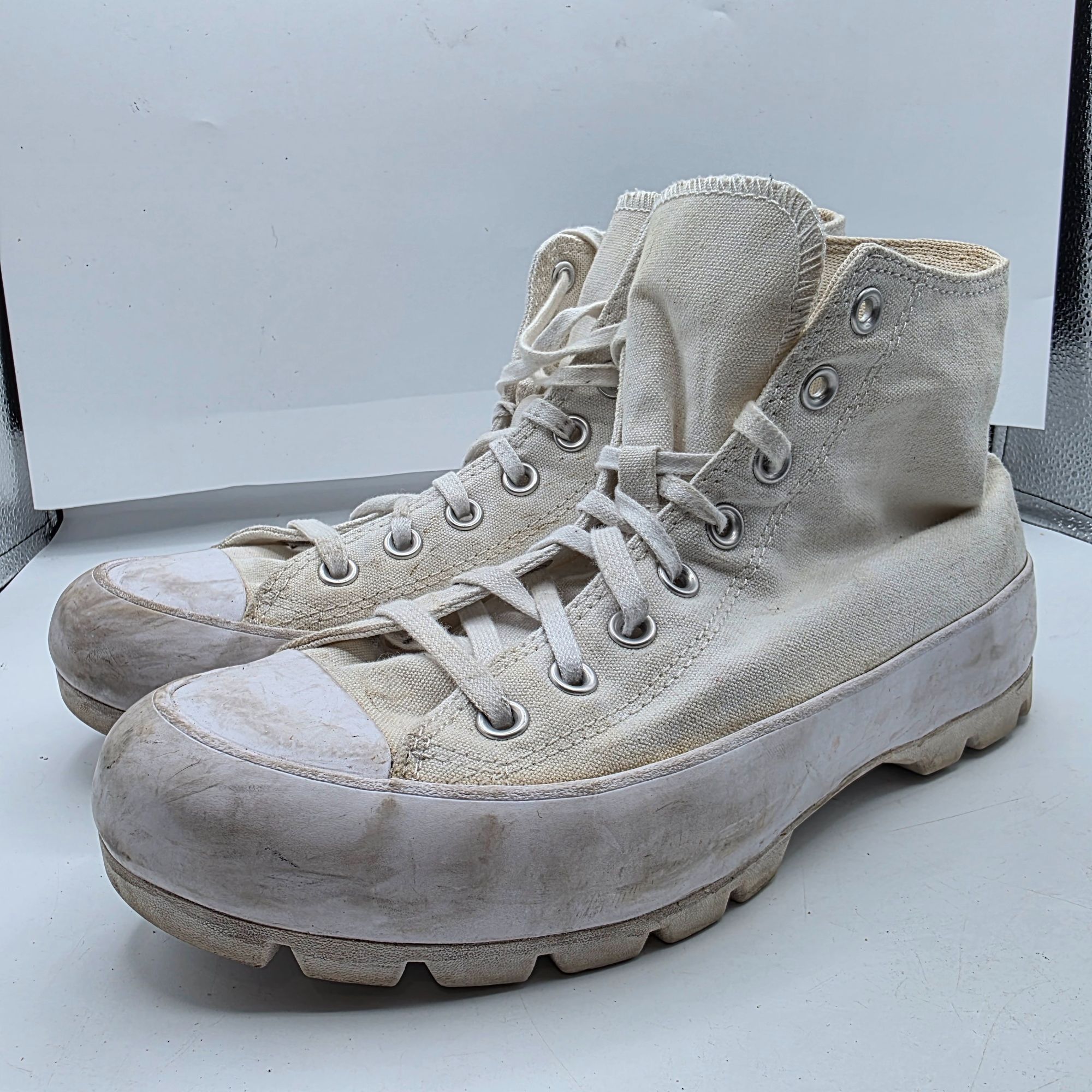 Converse Converse Chuck Taylor All Star Lugged Hi Womens 10 Triple Wh Size US 10 / IT 40 - 4 Thumbnail
