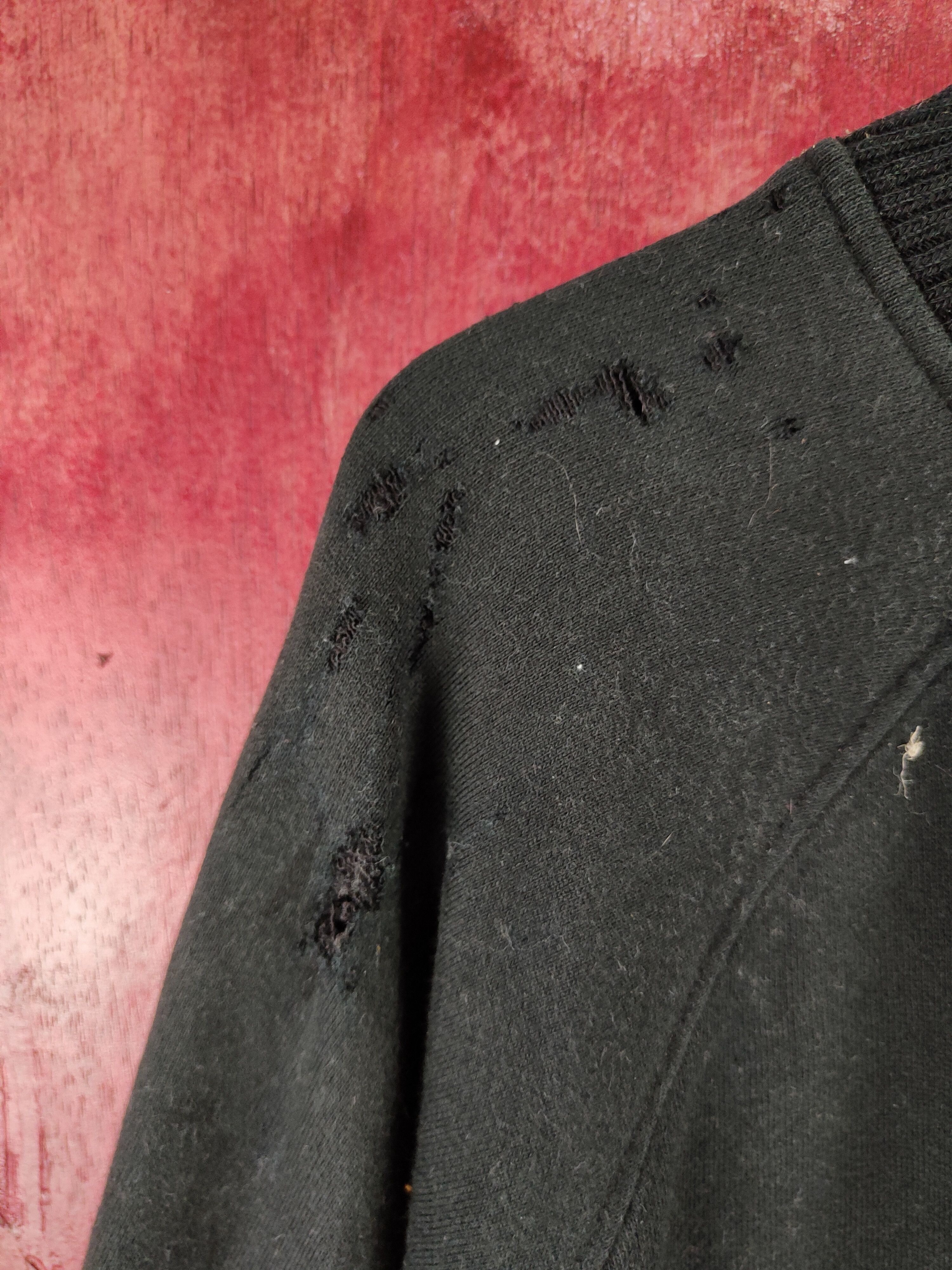 Columbia × Vintage Columbia GRT Black distressed ripped vintage Sweaters #S2136 Size US L / EU 52-54 / 3 - 2 Thumbnail