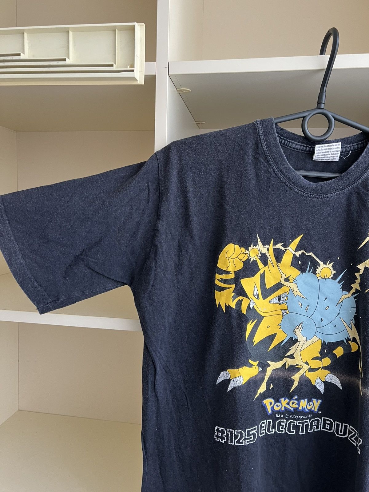 Pokemon Vintage 2000 Pokemon Nintendo T-Shirt Size US S / EU 44-46 / 1 - 5 Thumbnail