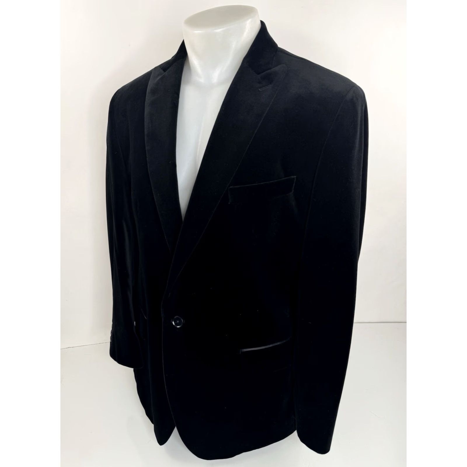 Banana Republic VINTAGE Banana Republic Italian Fabric VELVET Blazer Tux 44 R Jacket EXCELLENT Ban ana Republic Blazer 44 Black Mens Velvet Blazer Size 44R - 3 Thumbnail
