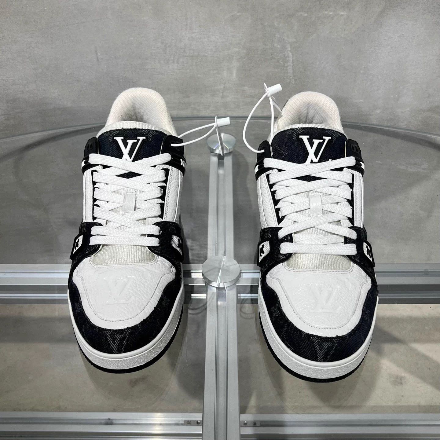 Louis Vuitton LV Trainer Black and White Denim UK7 41 Size US 8 / EU 41 - 1 Thumbnail