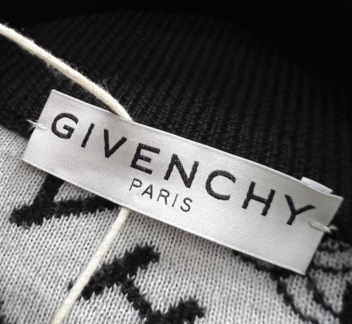 Givenchy Givenchy diagonal logo all-over print knit coat J41 Size US S / EU 44-46 / 1 - 3 Thumbnail