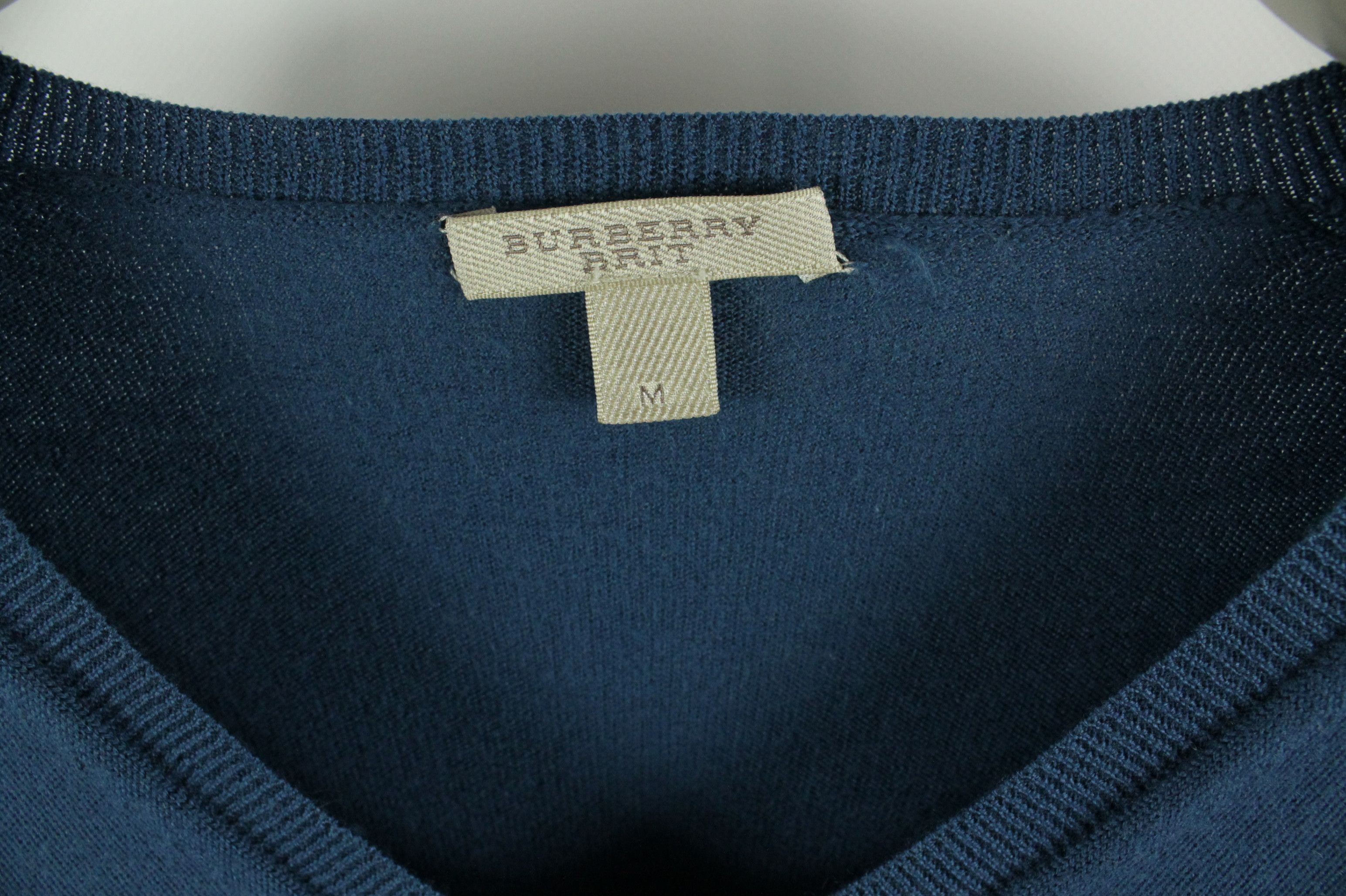 Burberry Burberry Brit V-Neck Slim Fit Blue Wool Pullover Elbow Patch Size US S / EU 44-46 / 1 - 3 Thumbnail