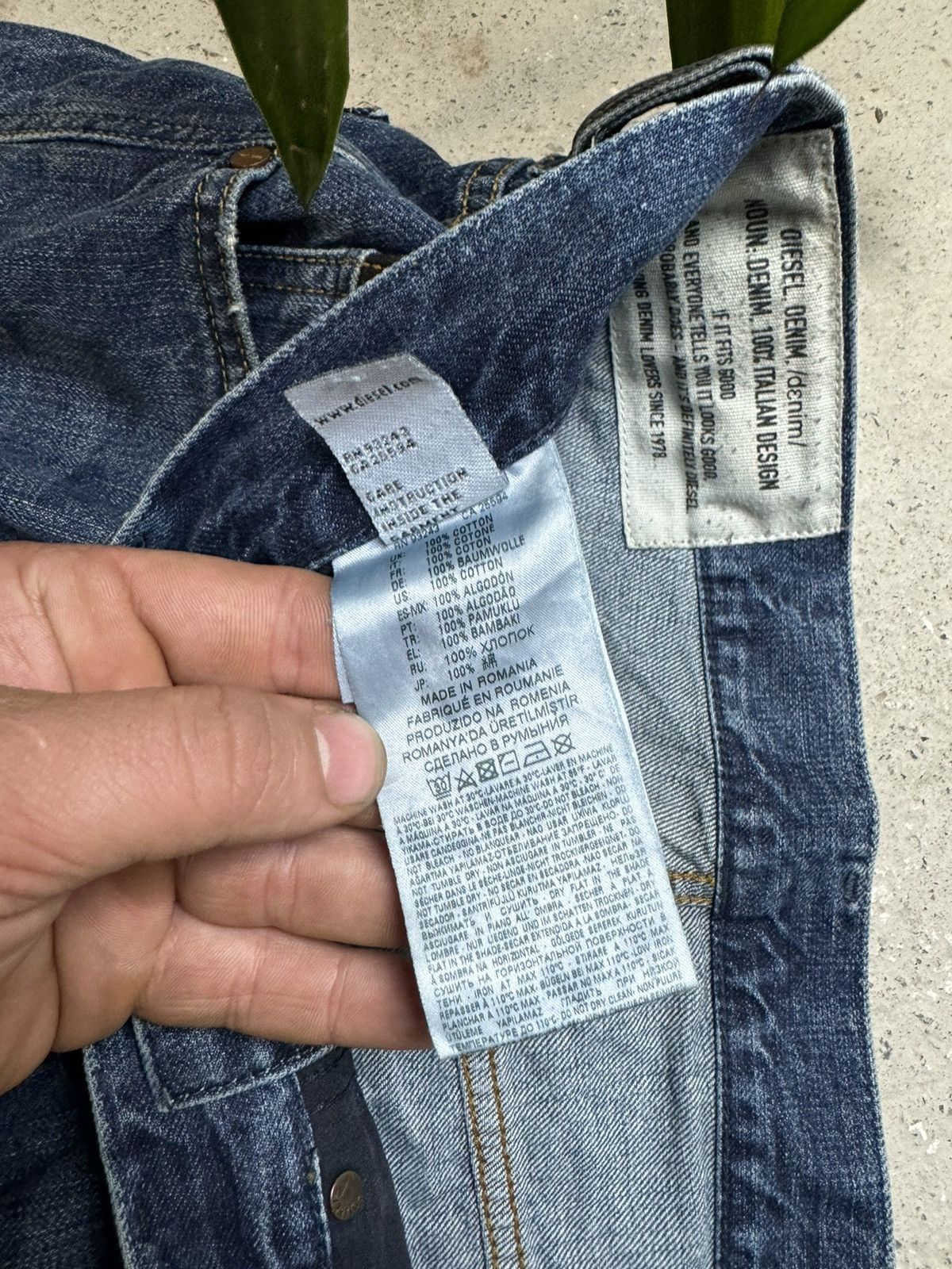 Diesel × Vintage Vintage Y2K Diesel Embroidered Logo Pocket Denim Jeans Pants Size US 32 / EU 48 - 11 Thumbnail