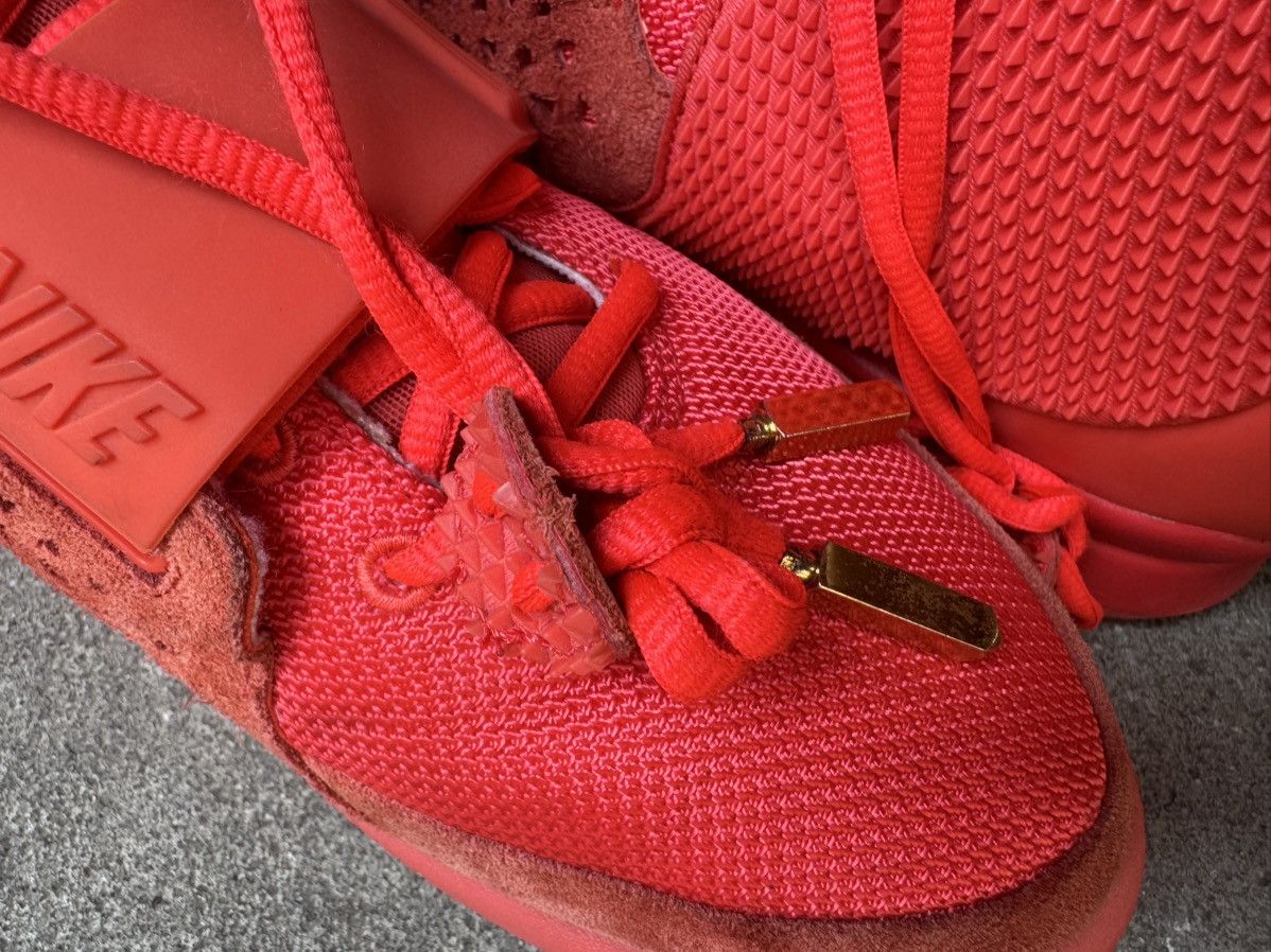 Kanye West NIKE AIR YEEZY 2 RED OCTOBER SIZE 14 Size US 14 / EU 47 - 13 Thumbnail