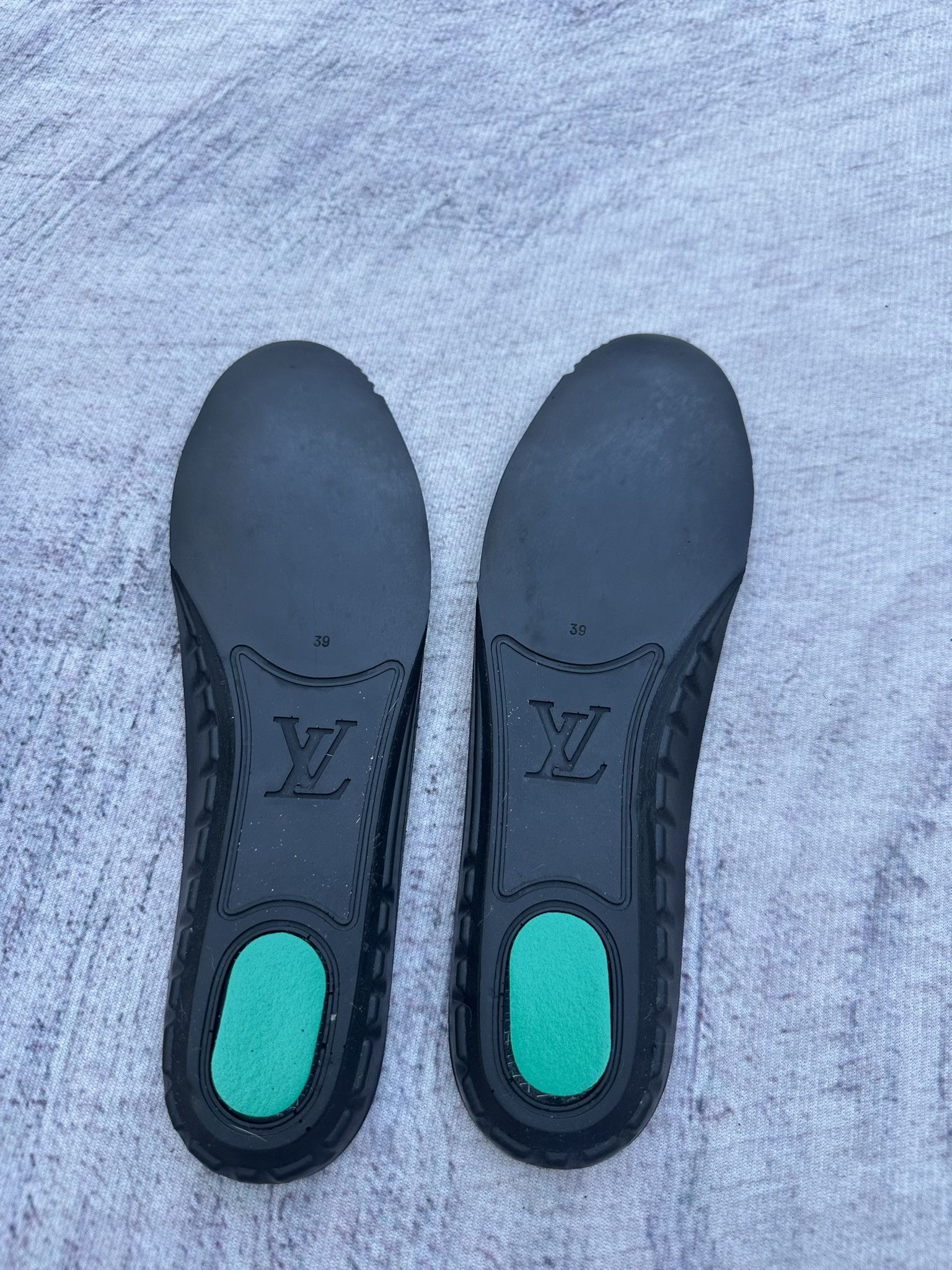 Louis Vuitton Louis Vuitton Sneakers Navy Suede LV Monogram Logo Shoes Size US 9 / IT 39 - 10 Thumbnail
