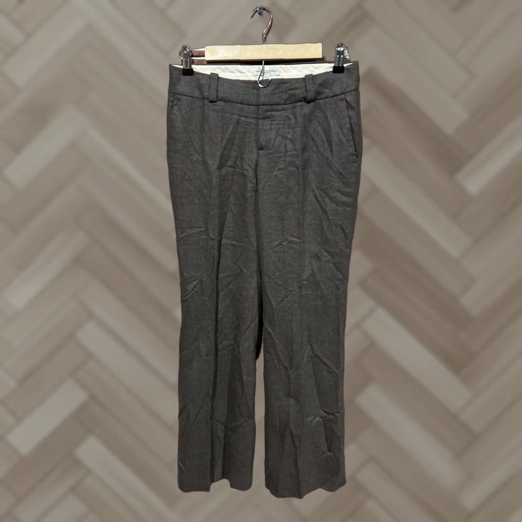 Banana Republic VINTAGE Banana Republic Womens Pants Taupe Size 2 The Martin Fit Career Wool Blend (Note: If not vintage, remove VINTAGE) Size 28" / US 6 / IT 42 - 1 Thumbnail