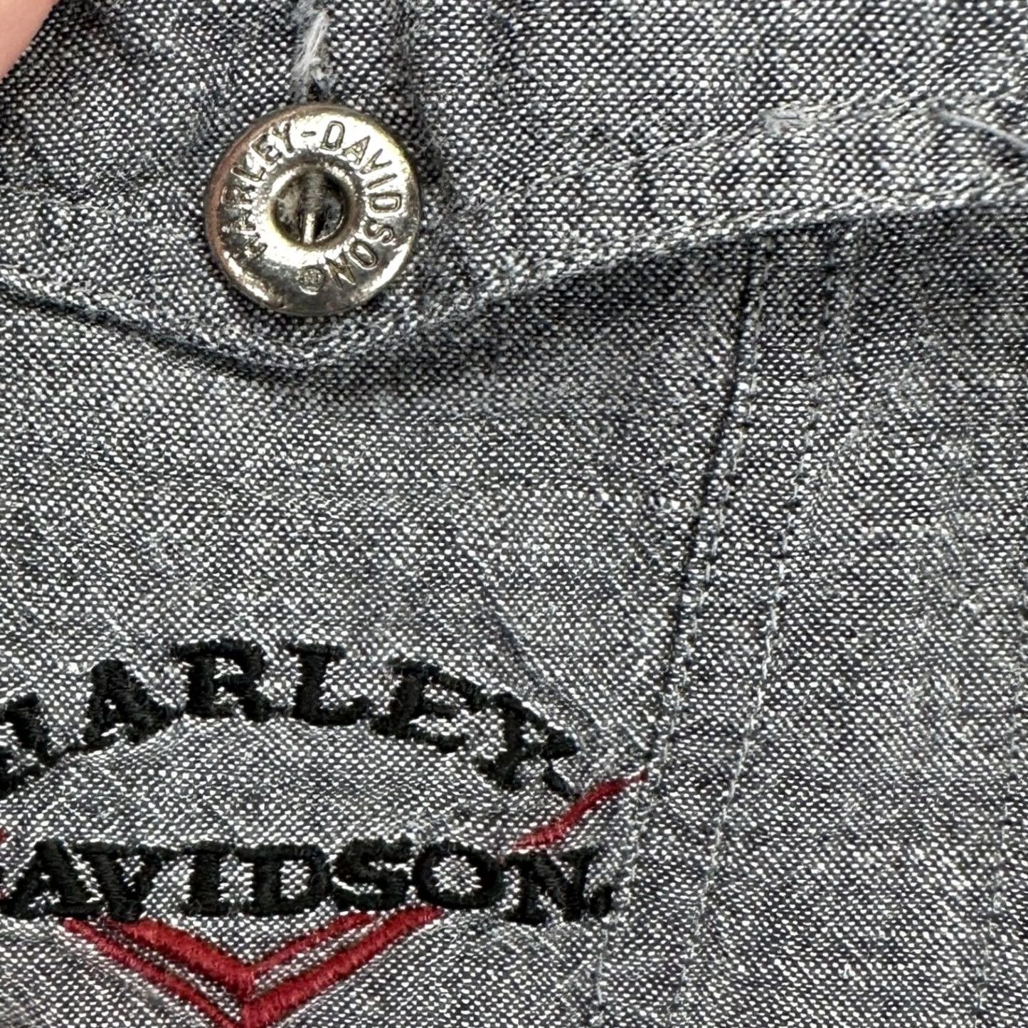 Harley Davidson Harley-Davidson Shirt XL Grey Button-Up Long Sleeve Chambray Flap Pockets Button-Up Mens Shirt Size US XL / EU 56 / 4 - 4 Thumbnail
