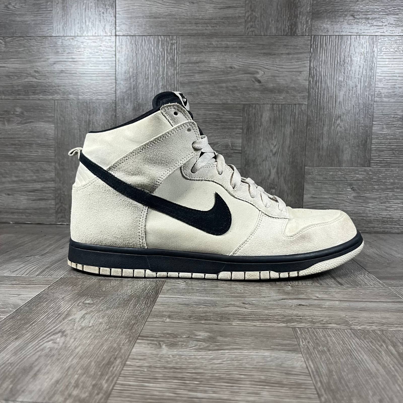 Buy Dunk High 'Light Bone' - 904233 002