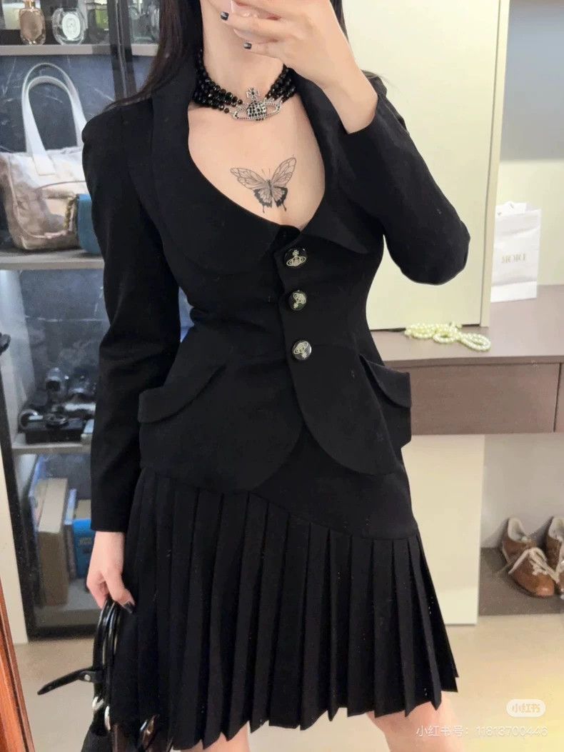 Vivienne Westwood Vivienne Westwood Black Alien collar hoodie Size S / US 4 / IT 40 - 1 Thumbnail