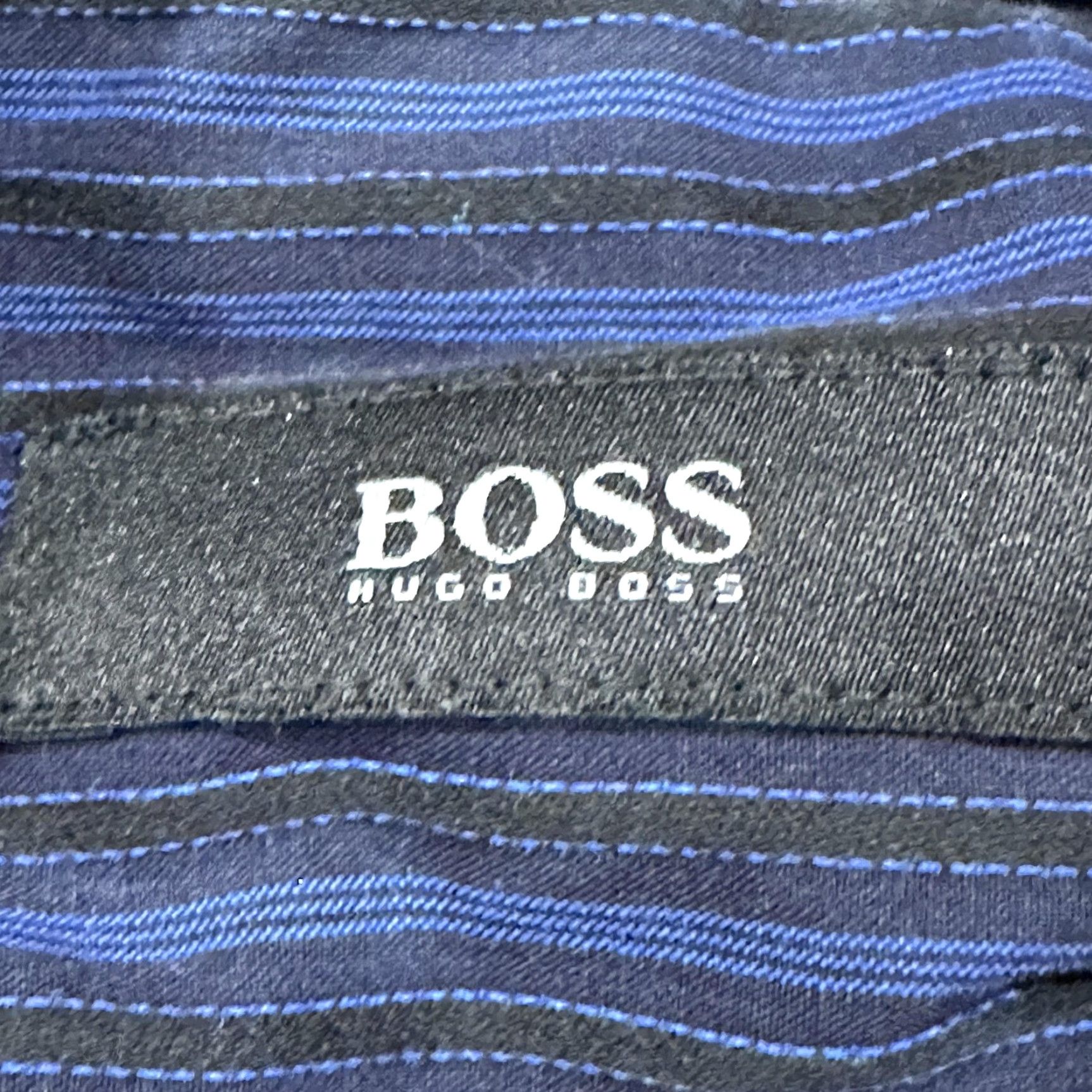 Hugo Boss HUGO BOSS Shirt Men 15.5 32/33 Blue Black Pinstripe Long Sleeve Button Front Dress Shirt Regular Size US M / EU 48-50 / 2 - 6 Thumbnail