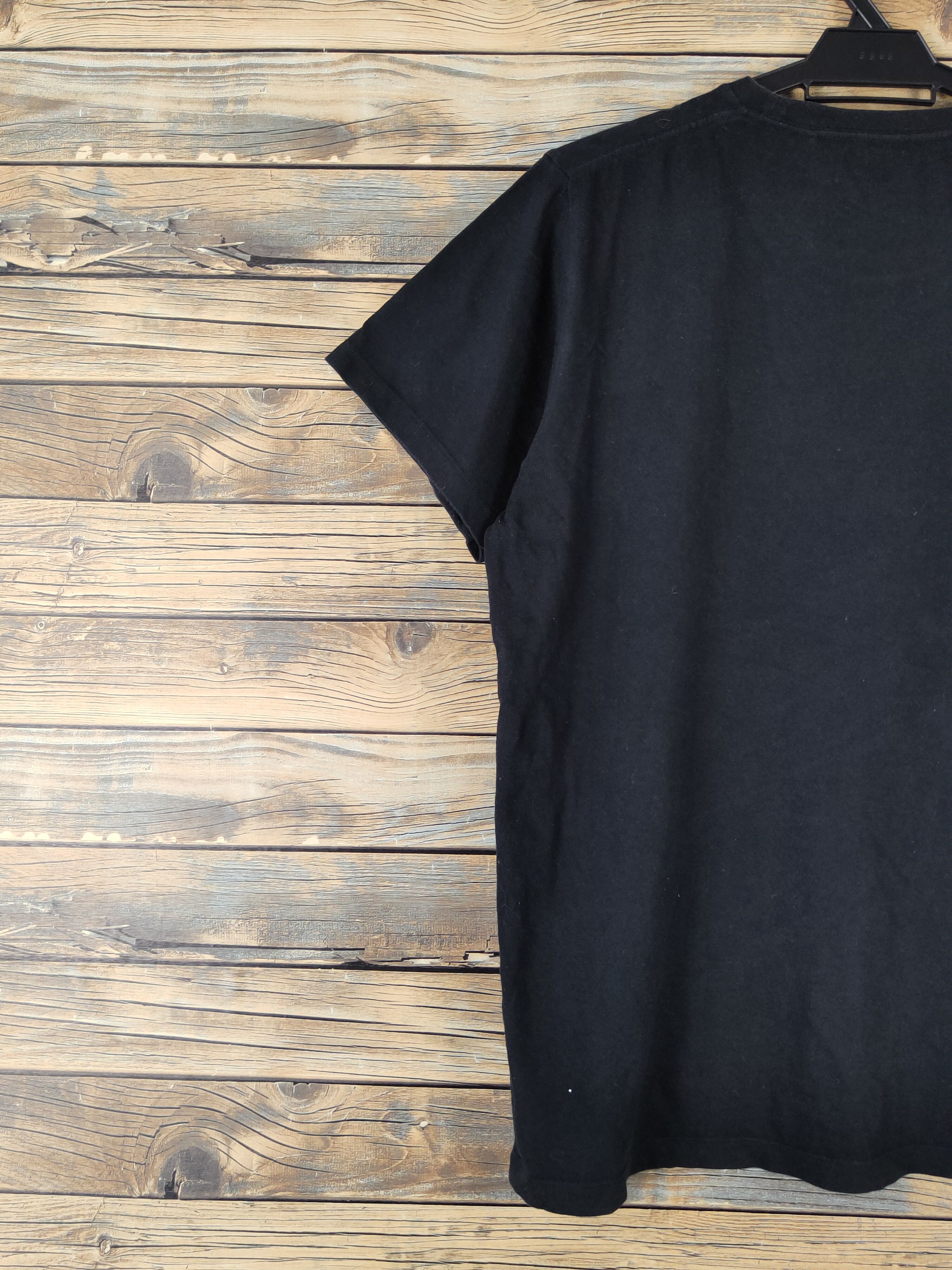 Band Tees Uniqlo Black Madonna Short Sleeve T-shirts #W1924 Size US L / EU 52-54 / 3 - 9 Thumbnail