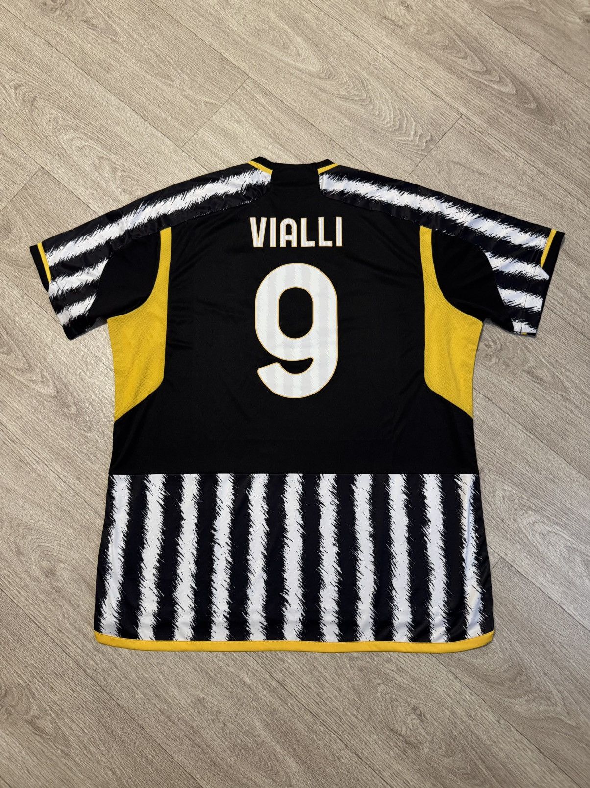 Adidas 🔷Limited Adidas Juventus Vialli #9 Soccer jersey🔷 Size US XXL / EU 58 / 5 - 6 Thumbnail