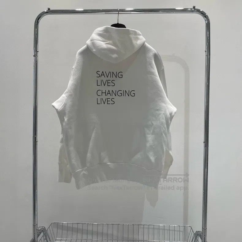 Balenciaga Balenciaga World Food Programme Logo White Hoodie Size US XS / EU 42 / 0 - 2 Thumbnail