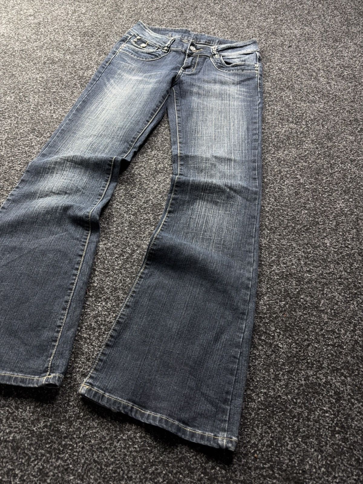 Japanese Brand Retro 00s Y2K Rhinestone Embroidered Bootcut Jeans Size 27" / US 4 / IT 40 - 3 Thumbnail