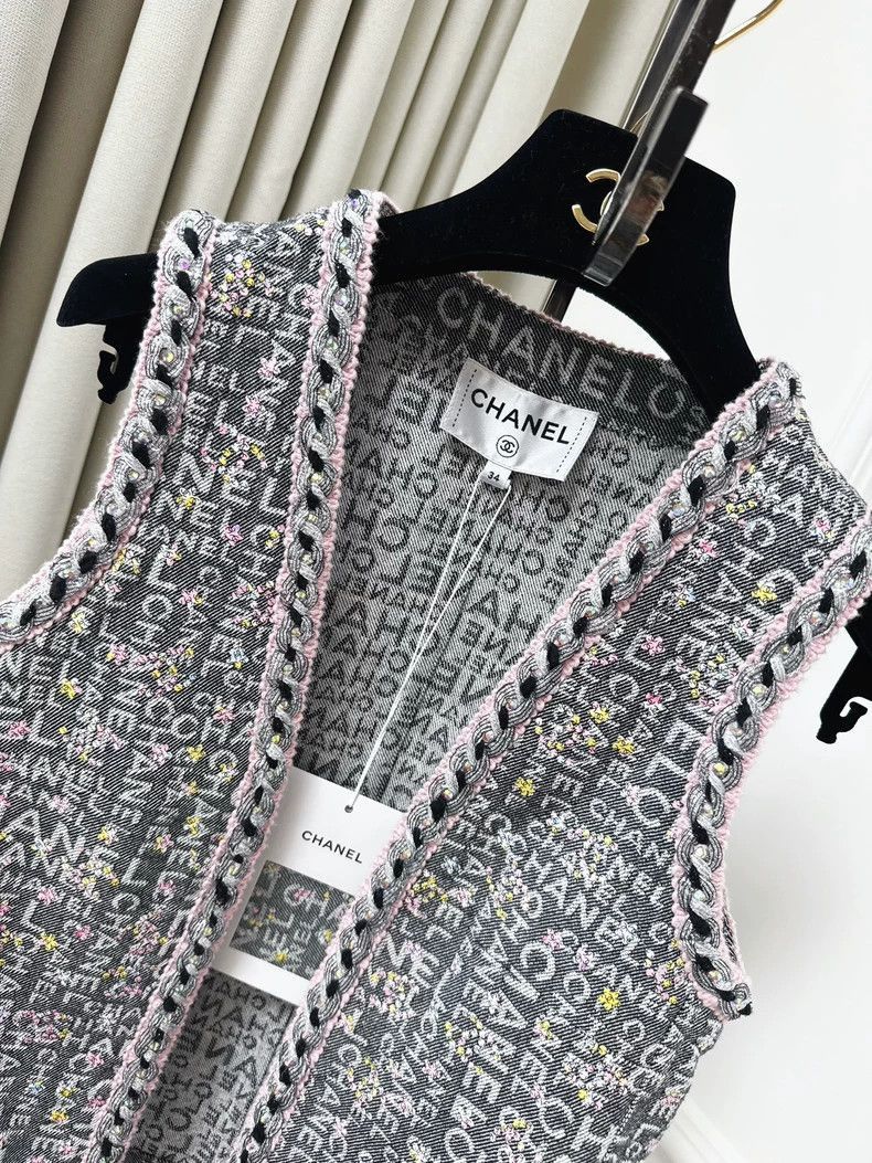 Chanel Chanel 24C Spring Show Embellished Vest Size S / US 4 / IT 40 - 2 Thumbnail