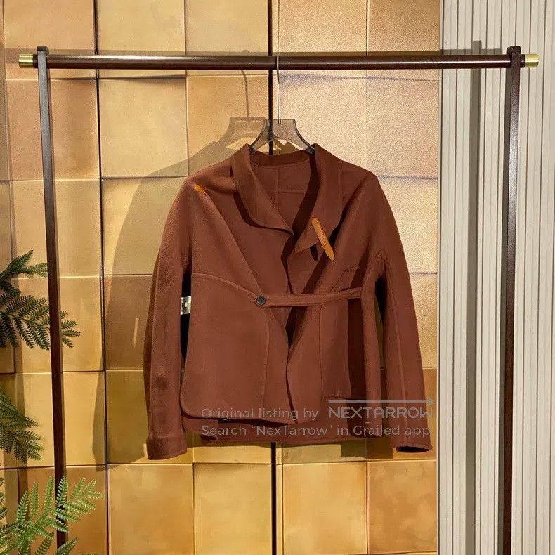 Hermes Hermes Caramel Brown Leather Buckle Double-Faced Cashmere Size XXS / US 00 / IT 34 - 6 Thumbnail