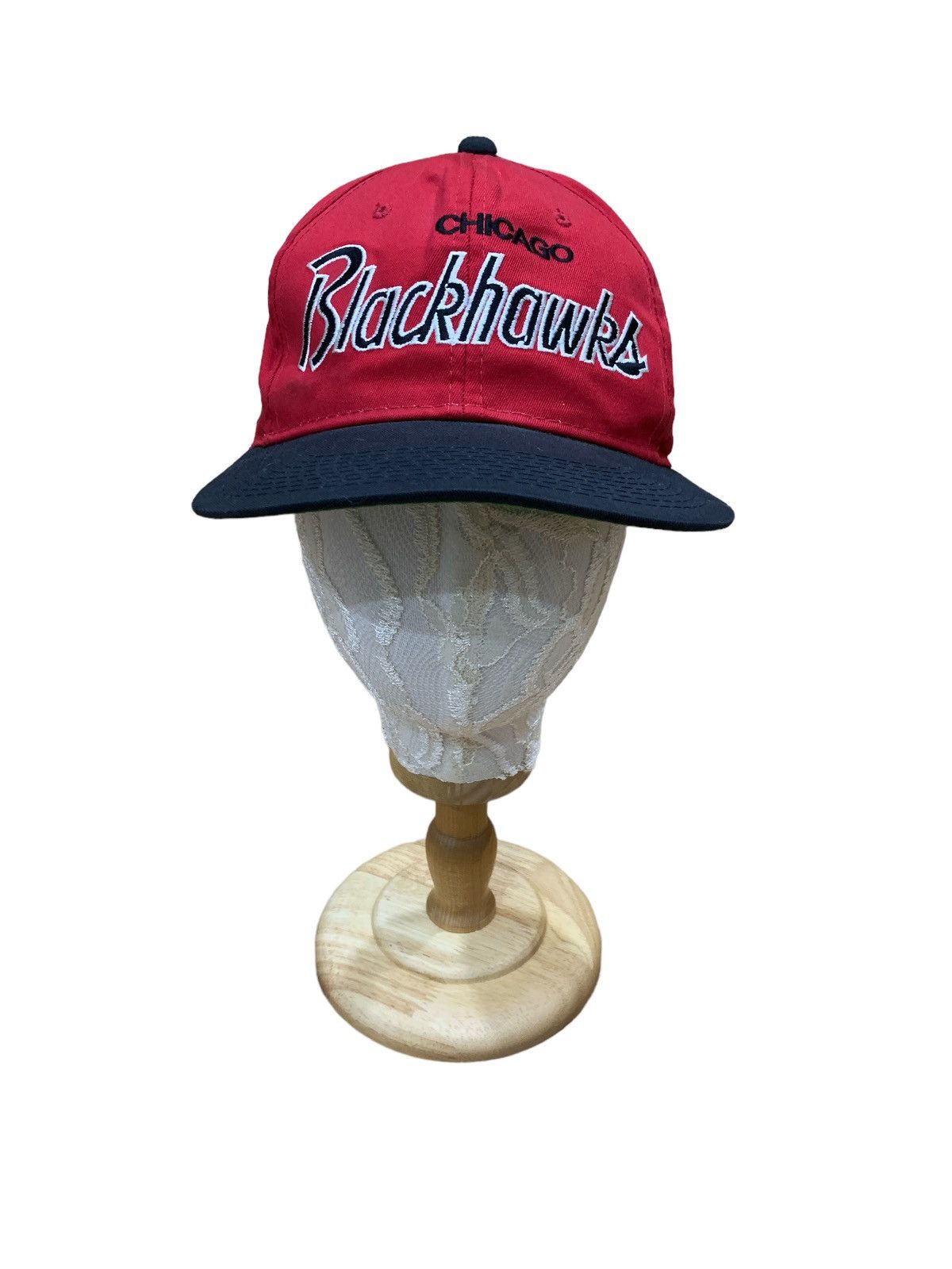 NHL × Sports Specialties × Vintage SPORTS SPECIALTIES CHICAGO BLACKHAWKS SCRIPT HAT CAP Size ONE SIZE - 1 Thumbnail