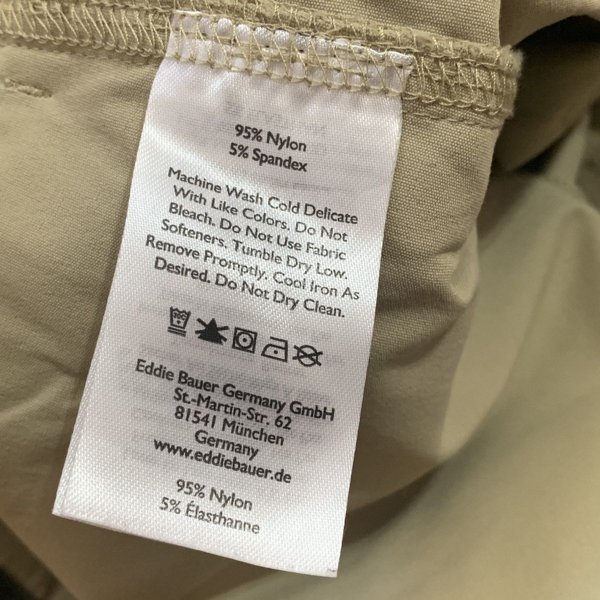 Eddie Bauer Sz 30- Eddie Bauer Rainer Shorts (Tan) Size US 30 / EU 46 - 8 Thumbnail