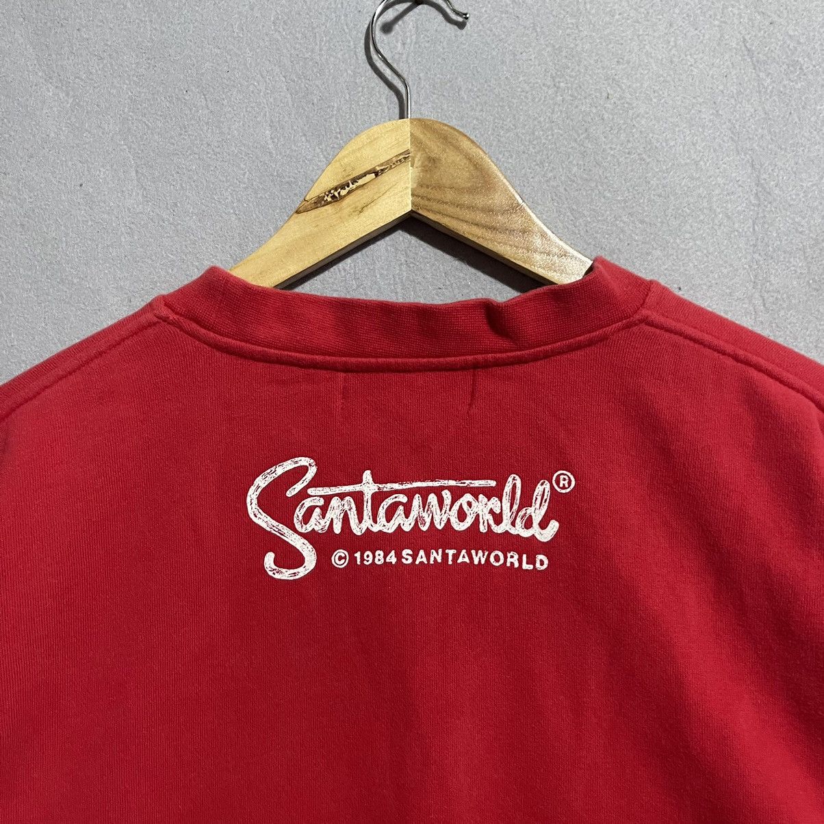 Vintage Vintage 1994 Santaworld Sweden Christmas Sweatshirt – Red Size US L / EU 52-54 / 3 - 7 Thumbnail
