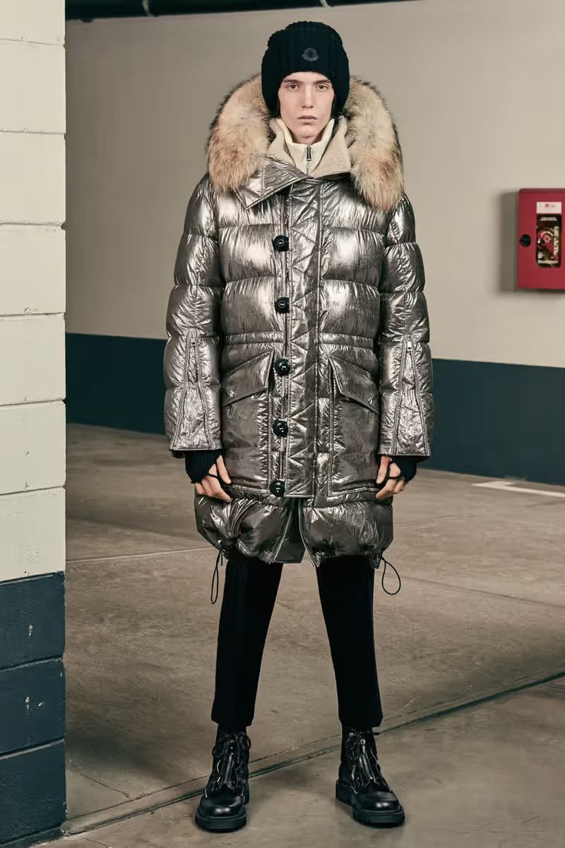 Moncler MONCLER Inuit Down Jacket Coat size 0 fits S Size US S / EU 44-46 / 1 - 18 Thumbnail