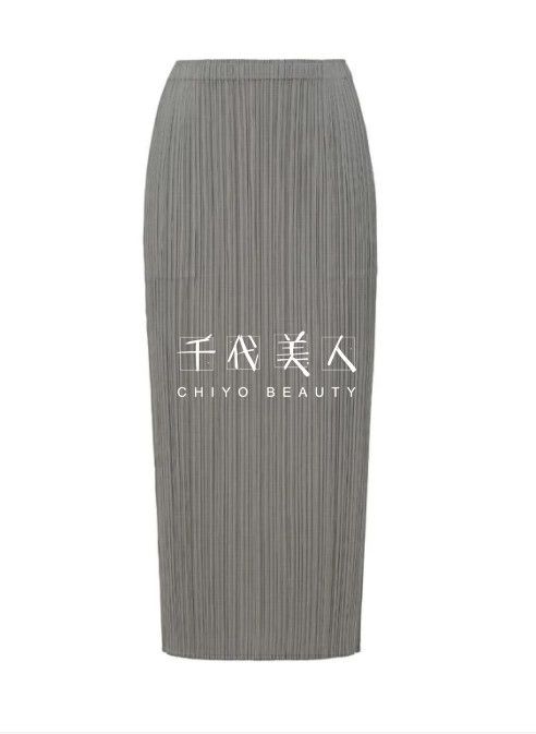 Issey Miyake issey miyake size:3 Grey pleated skirt Size 42" / US 20 - 1 Thumbnail