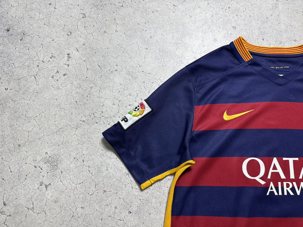Nike Nike FC Barcelona 2015/2016 Vintage Soccer Jersey FCB Size US S / EU 44-46 / 1 - 5 Thumbnail