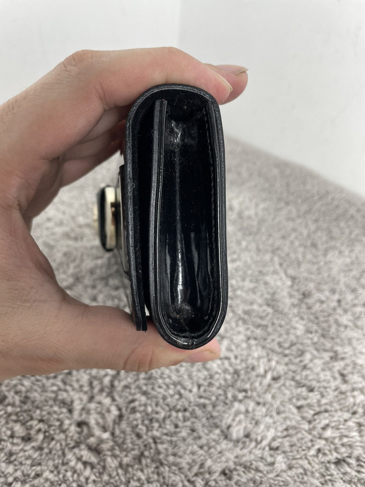 Gucci Gucci Black Patent Leather Buckle Clutch Size ONE SIZE - 16 Thumbnail