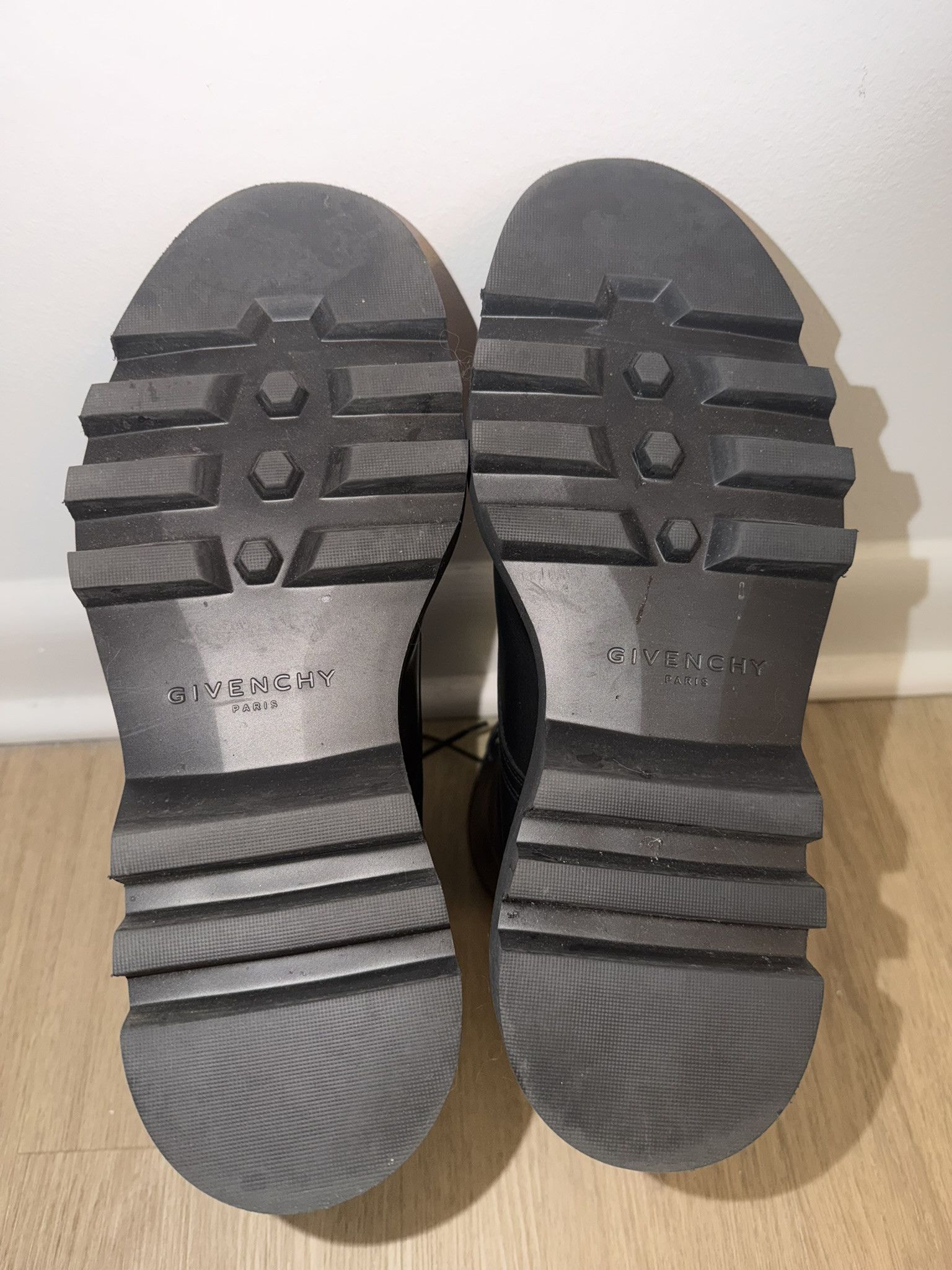 Givenchy Givenchy Lace-up leather military boots Size US 8 / EU 41 - 8 Thumbnail