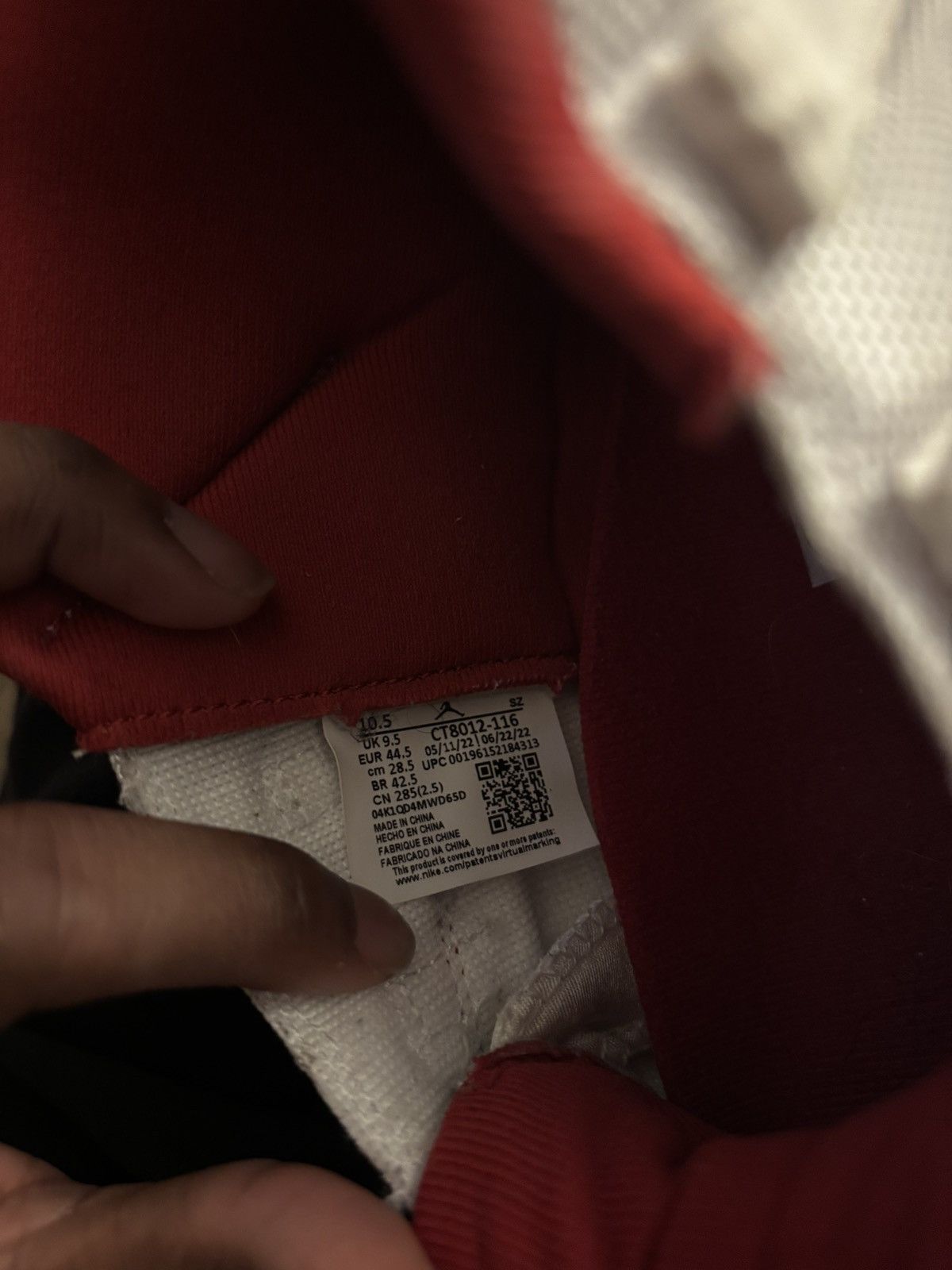 Jordan Brand Jordan 11 “Cherry 2022” Size US 10.5 / EU 43-44 - 6 Thumbnail