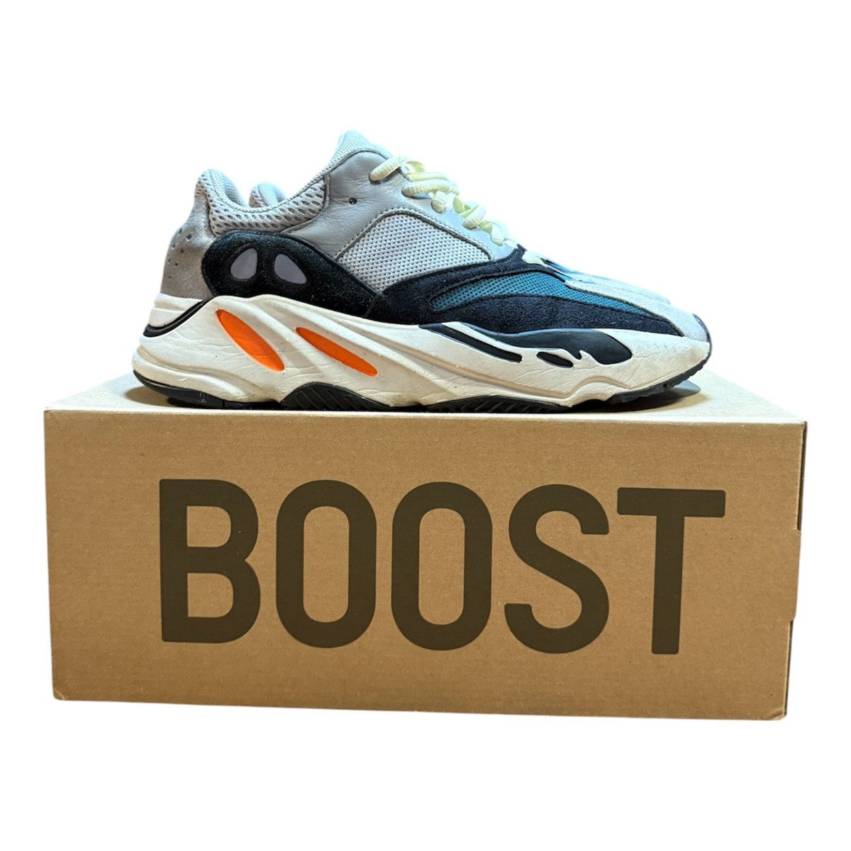 Yeezy Yeezy 700 V2 WaveRunner Size US 9 / EU 42 - 1 Thumbnail