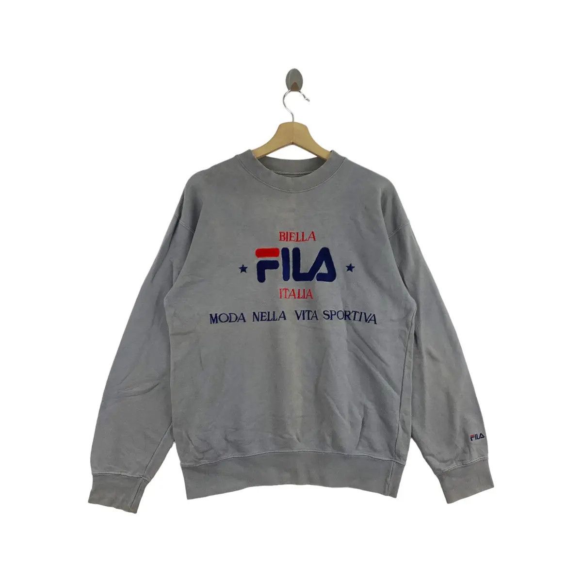 Fila Vtg FILA BIELLA ITALIA Sportiva Embroidered Grey Sweatshirt Size XL / US 12-14 / IT 48-50 - 1 Thumbnail