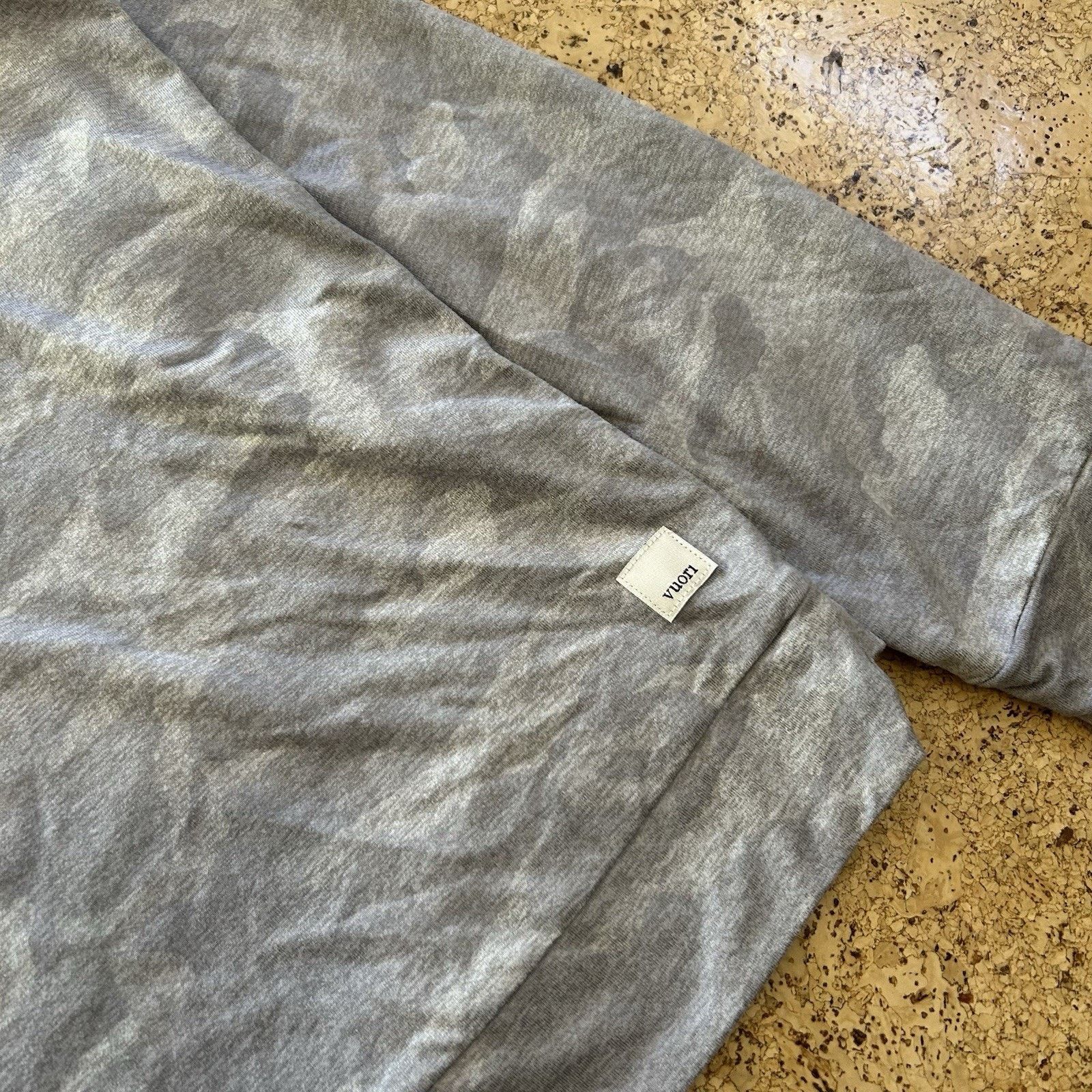 Vuori Vuori Halo Essential Camo Performance Pullover Hoodie Medium Size M / US 6-8 / IT 42-44 - 2 Thumbnail