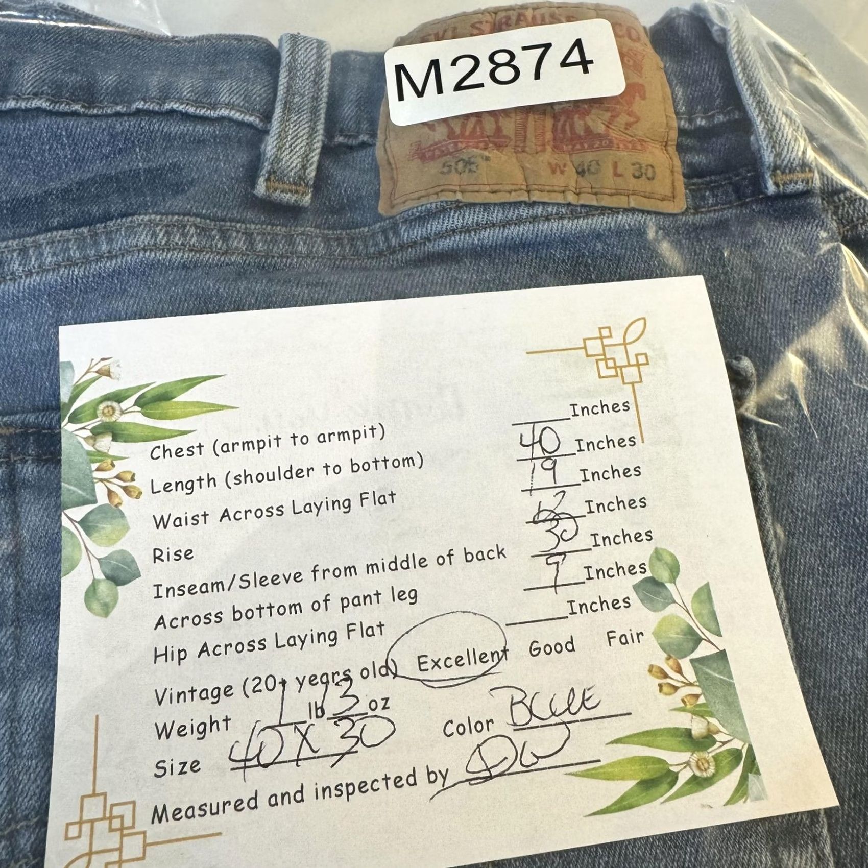 Levi's VINTAGE Levis 505 Jeans Mens 40x30 Blue Straight Leg Denim Zip Fly Classic Fit Size US 40 / EU 56 - 8 Thumbnail
