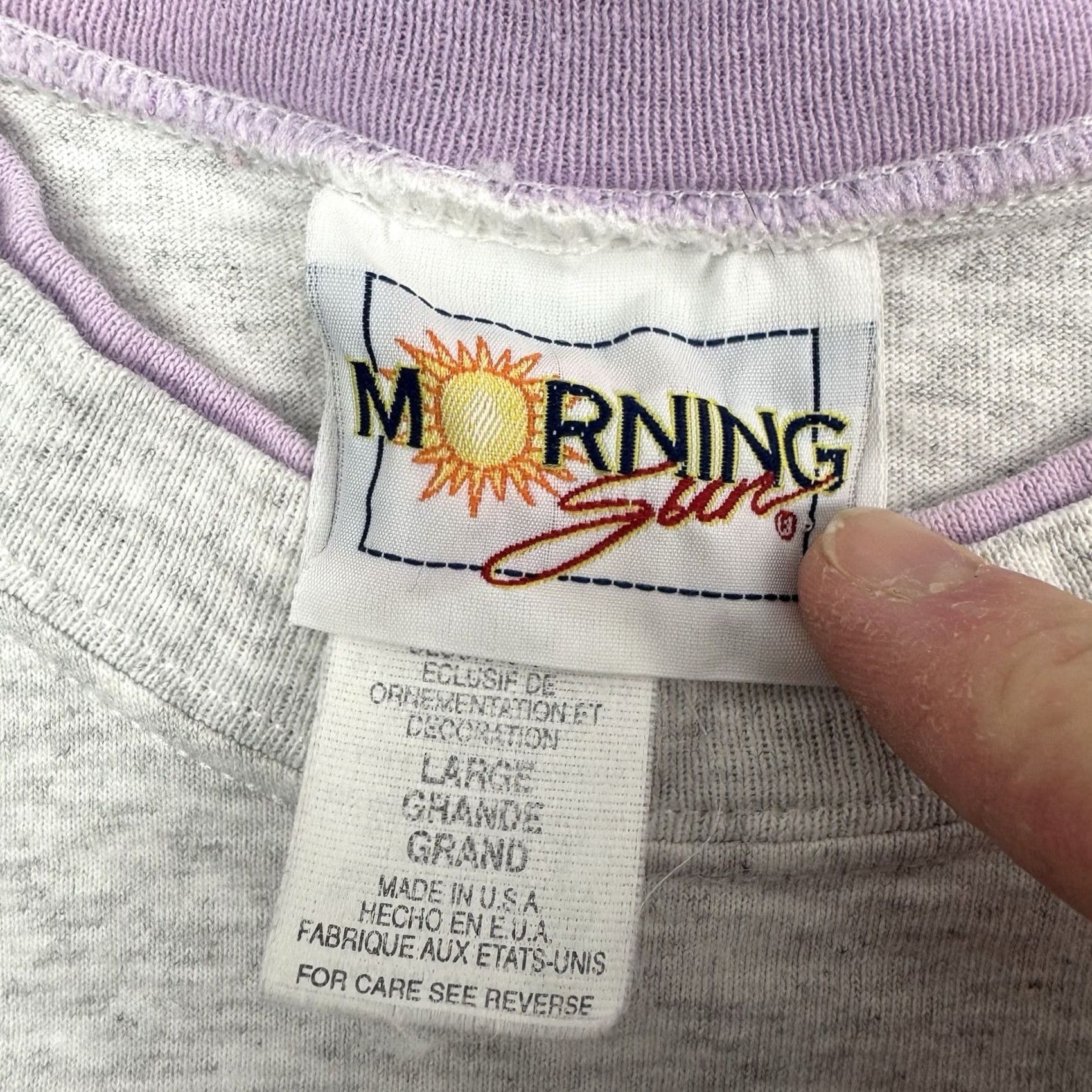 Vintage VINTAGE Morning Sun T-Shirt Womens Large Gray Cotton Butterfly Flower 90s Animals Nature Mens Women Girls Boys Size L / US 10 / IT 46 - 5 Thumbnail