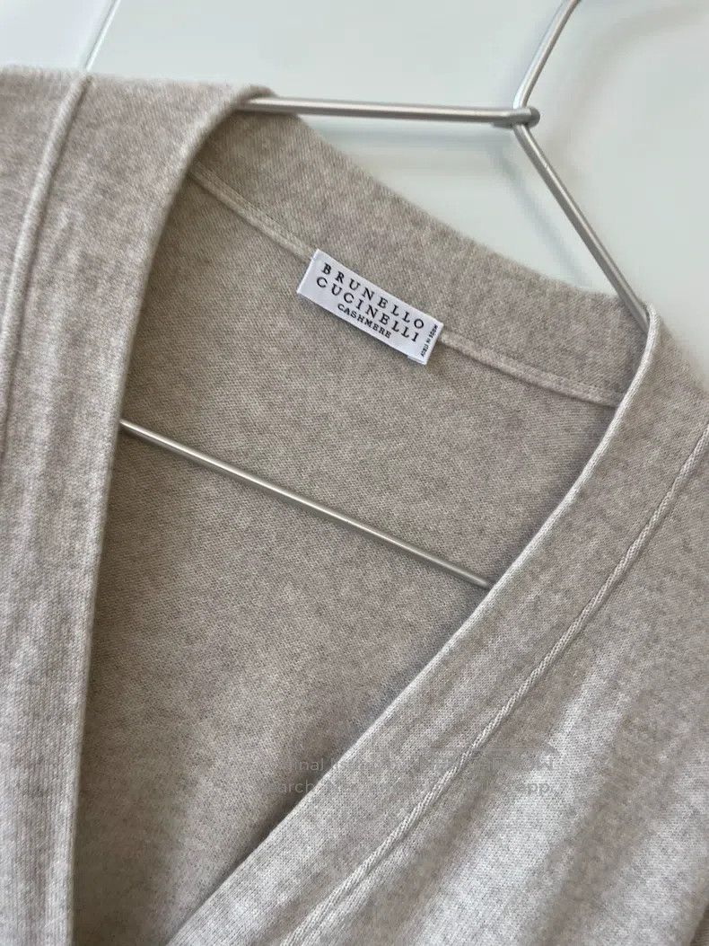 Brunello Cucinelli Brunello Cucinelli Ladies Cashmere Wool V-neck Knit Cardig Size XS / US 0-2 / IT 36-38 - 5 Thumbnail