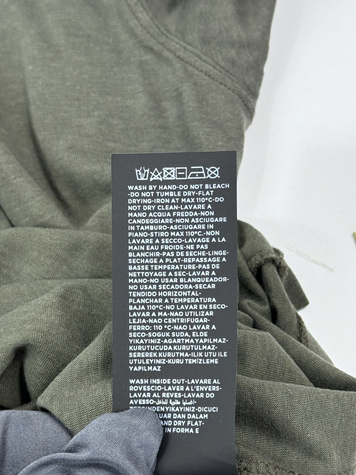 Tom Ford LOGO DETAILED T-SHIRT Size US L / EU 52-54 / 3 - 8 Thumbnail